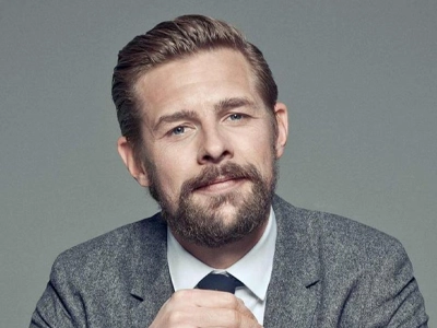 VareonNuwAI Trading Experte